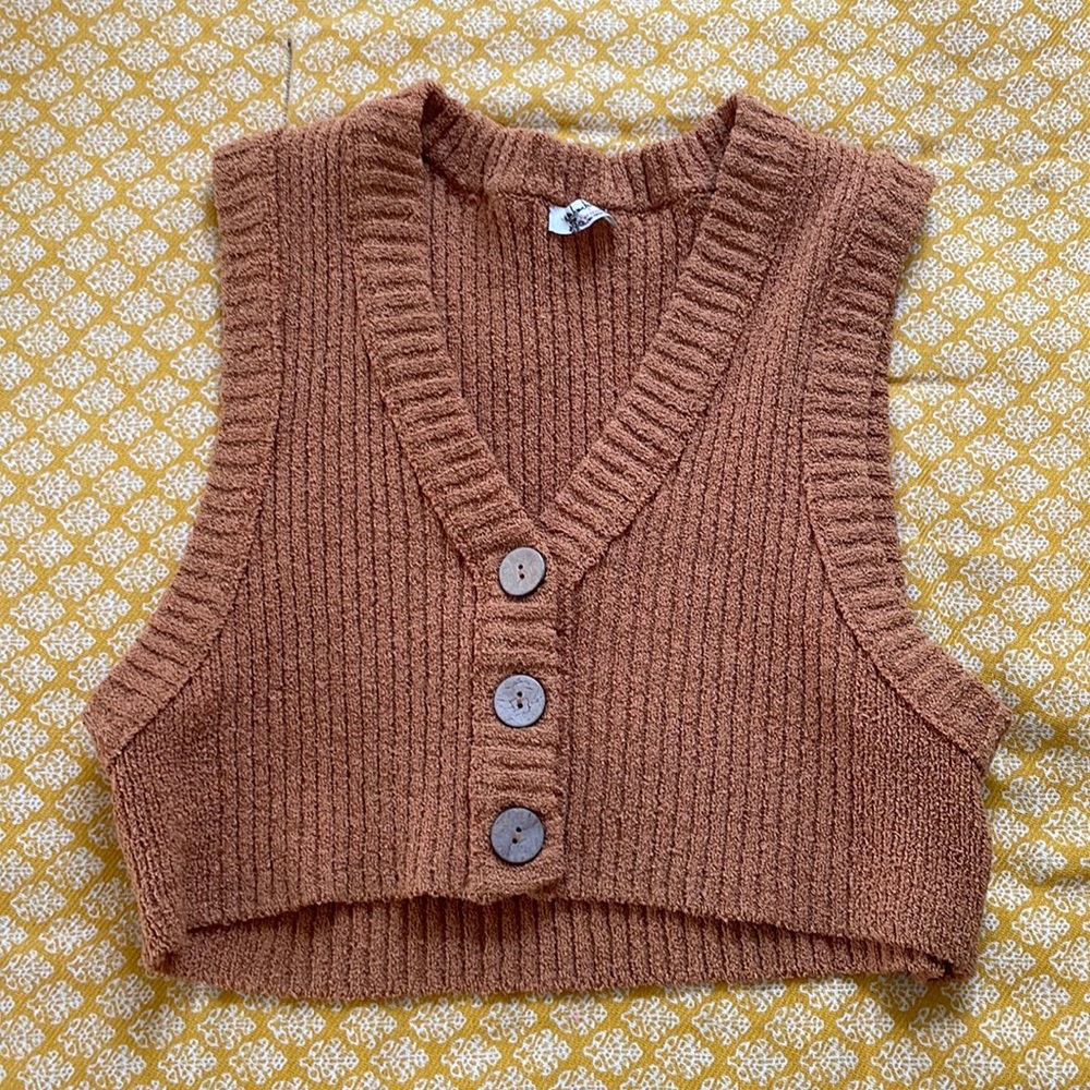 Free people knit sweater vest!